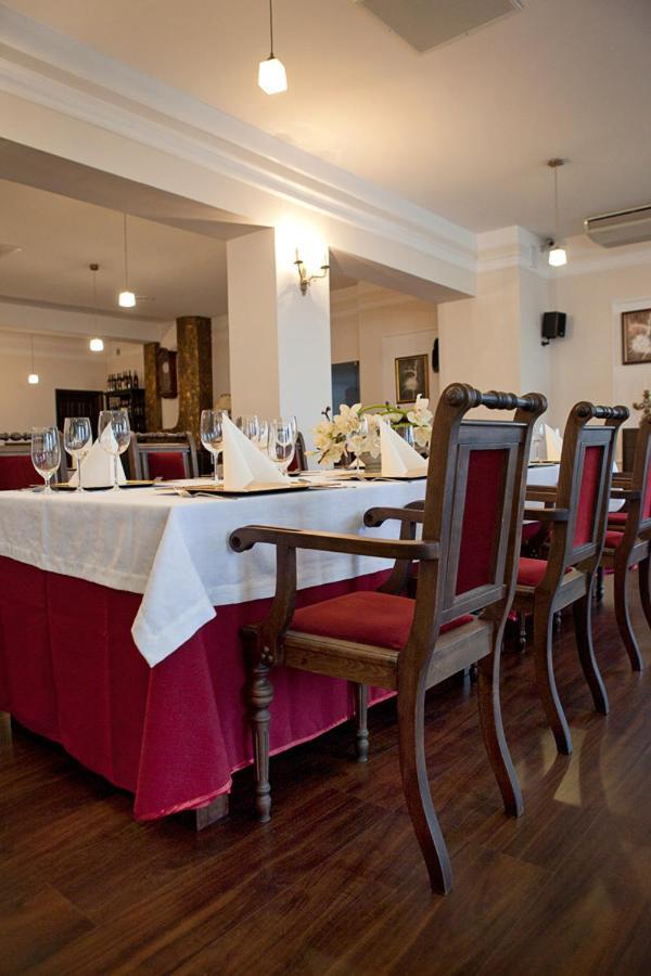 Wzgorze Toskanii Conferences & Restaurant プシェジミエロボ エクステリア 写真